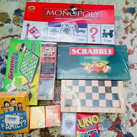 2 Bedroom Condo Vine Residences Quezon City With Pool Wifi Karaoke Board Games Netflix المظهر الخارجي الصورة