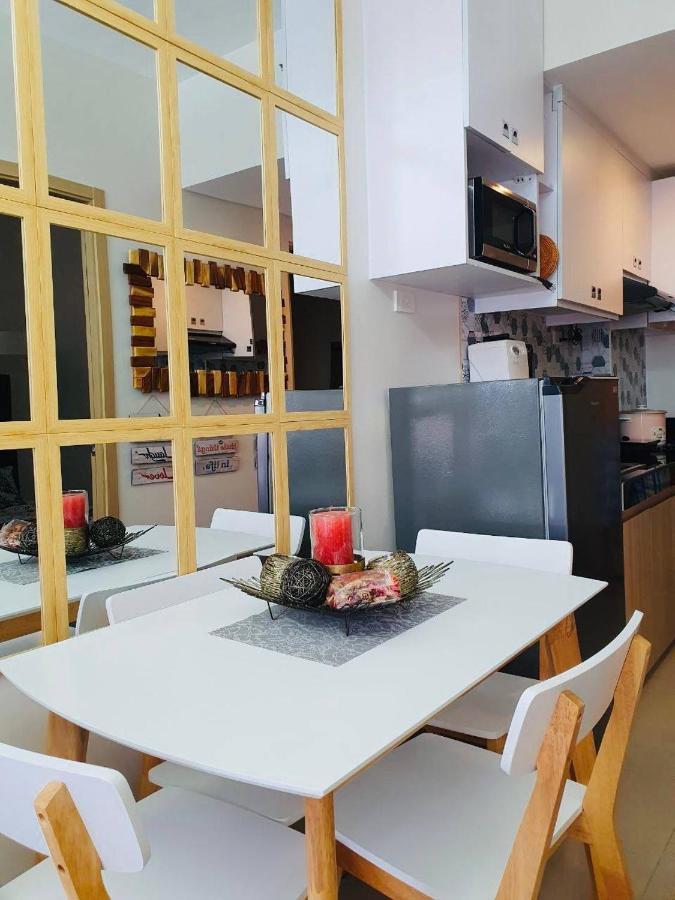 2 Bedroom Condo Vine Residences Quezon City With Pool Wifi Karaoke Board Games Netflix المظهر الخارجي الصورة