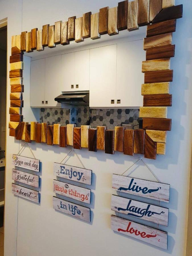 2 Bedroom Condo Vine Residences Quezon City With Pool Wifi Karaoke Board Games Netflix المظهر الخارجي الصورة
