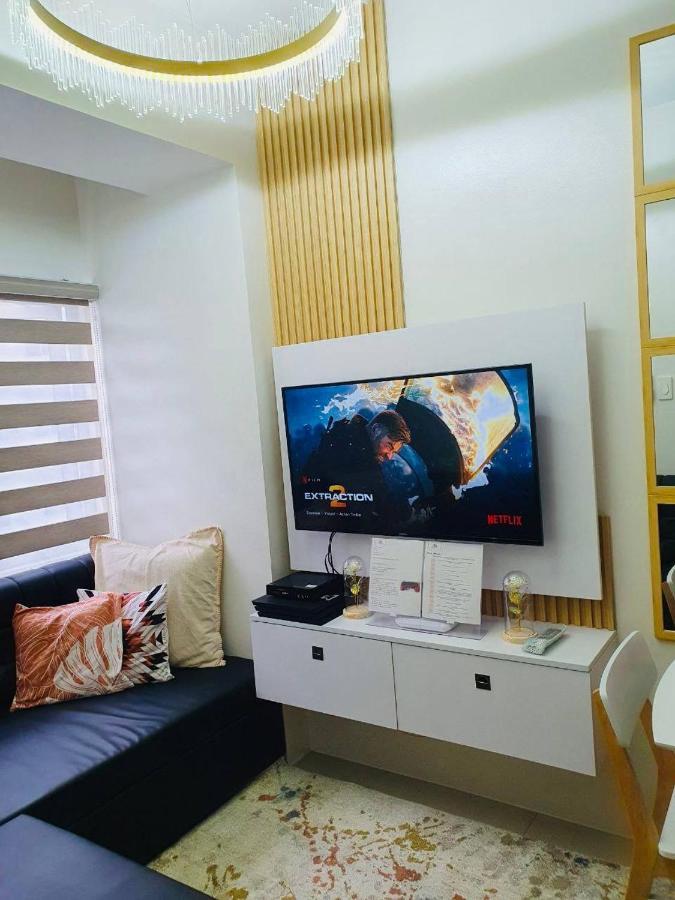 2 Bedroom Condo Vine Residences Quezon City With Pool Wifi Karaoke Board Games Netflix المظهر الخارجي الصورة