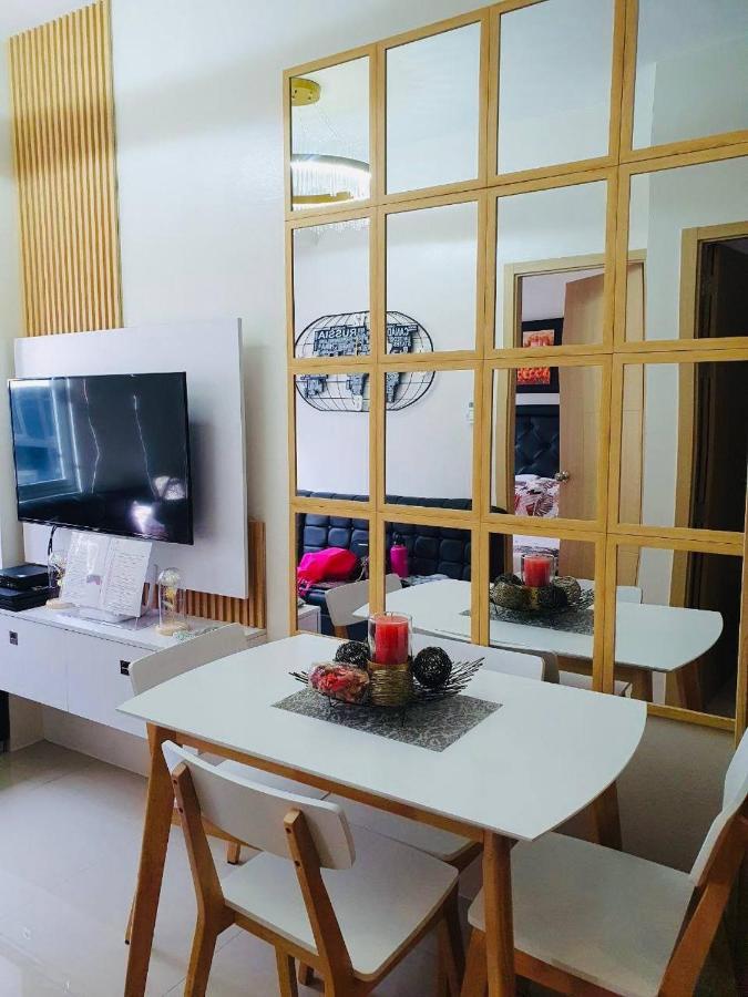 2 Bedroom Condo Vine Residences Quezon City With Pool Wifi Karaoke Board Games Netflix المظهر الخارجي الصورة